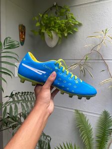 Sega Star Impact Football Shoes With Vans Socks