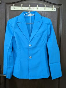 Blue Fitted Formal Blazer With Cushion Shoulders
