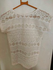 Cutout design Lace Top