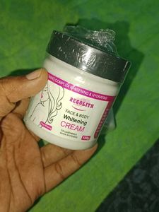 Regolite Whitening Face &amp; Body Cream Combo Pack