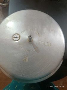 ideal 5 litre Pressure Cooker