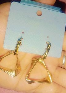 Women&#39;s Stud Earrings