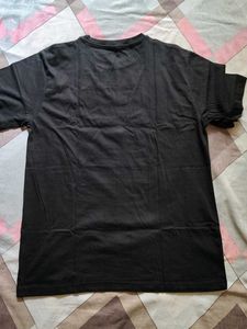 Black Tshirt