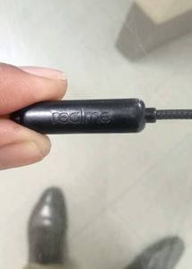 REALME NEW AND ORIGINAL HEADPHONE