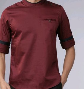 Highlander Men Maroon Slim Fit Solid Casual Shirt
