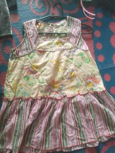 Women Tops