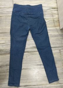 Blue Stretchable Skinny Jeans