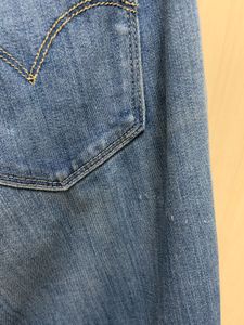 Levi&#39;s 711 Skinny Fit Blue Jeans