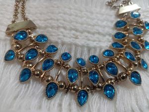 Neckless
