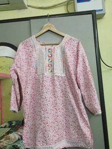 Floral Embroidered Tunic &amp; Skirt