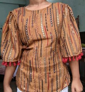 Woven Pattern Top with Flared Sleeves