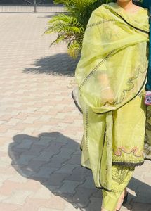 Elegant Green Salwar Suit