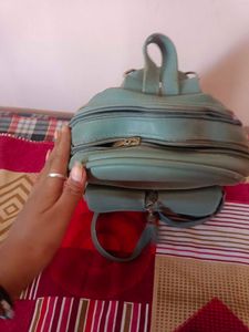 bags for daily use and college girlies 💗