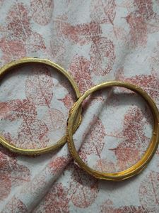 Golden Bangle Set