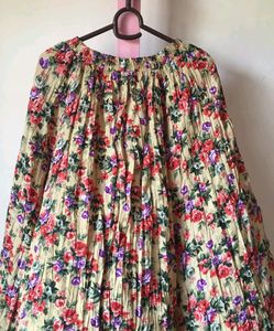 💥Price Drop💥.Floral Skirt