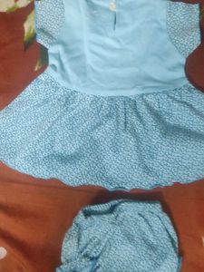 This dress hasn&#39;t been worn even once, absolutely