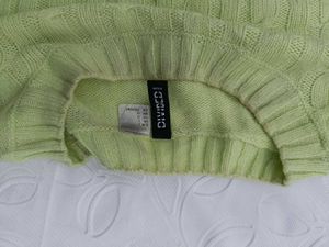 H&amp;m Cable Knit Cropped Sweater