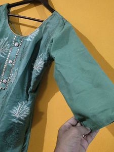 Green Embroidered Kurta