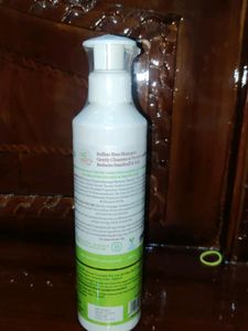 MamaEarth Tea Tree Shampoo For Dandruff Free Hair