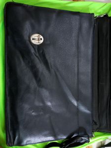 EXECUTIVE LAPTOP BAG PURE LEATHER.