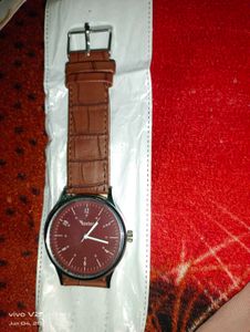 New Men Watch Working
