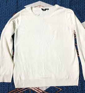 Fig By Trends White Sweatshirt For Women & Girls
