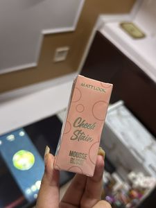 Mattlook Cheeck Stain Mousse Blush