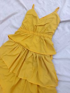 yellow floor length gown (UNUSED)