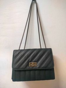 Chic Black Crossbody Bag