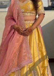 DESIGNER BRIDAL WEAR YELLOW LEHENGA