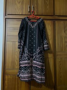 Elegant Black Embroidered Kurti