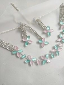 4 Pc Ad Stone Choker Set