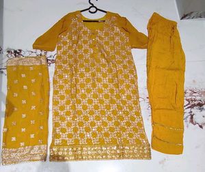 🔥Yellow Embellished Salwar Kameez🔥