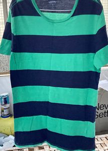 Old Navy T Shirt
