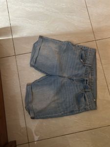 Old navy Denim Shorts With Front And Back Pockets