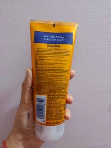 Vaseline Gluta-Hya SPF 50