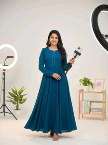 Total 10 Stylish Women&#39;s Dresses