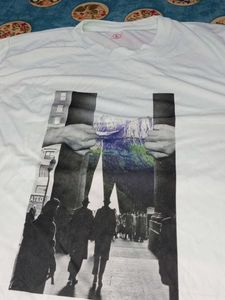 Graphic Print T-Shirt