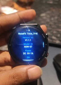 NoiseFit Twist Smart Watch Without Charging Cable