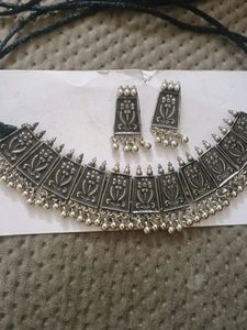 Silver Tone Necklace and Earring Set