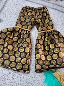 Elegant Black &amp; Gold Kurta Set