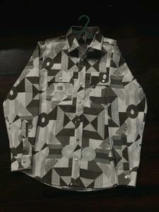 Geometric Print Button-Down Shirt