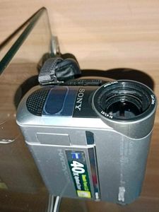 Sony DCR HC-52 MiniDV Handycam