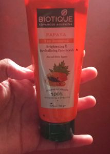 Biotique Papaya Tan Removal Scrub