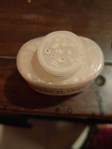 Swiss Beauty Bake It Away Banana Loose Powder