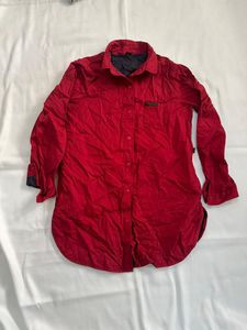 red shirt