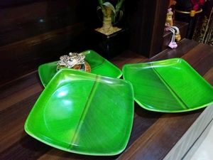 🆕️ Set Of 3 Banana Leaf Pattern Melamine Plates - Small