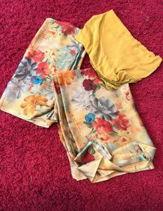 Floral Print Saree with Blouse Piece