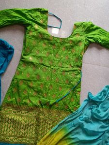 Green Embroidered Kurta Set