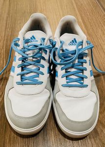 Adidas Sneakers